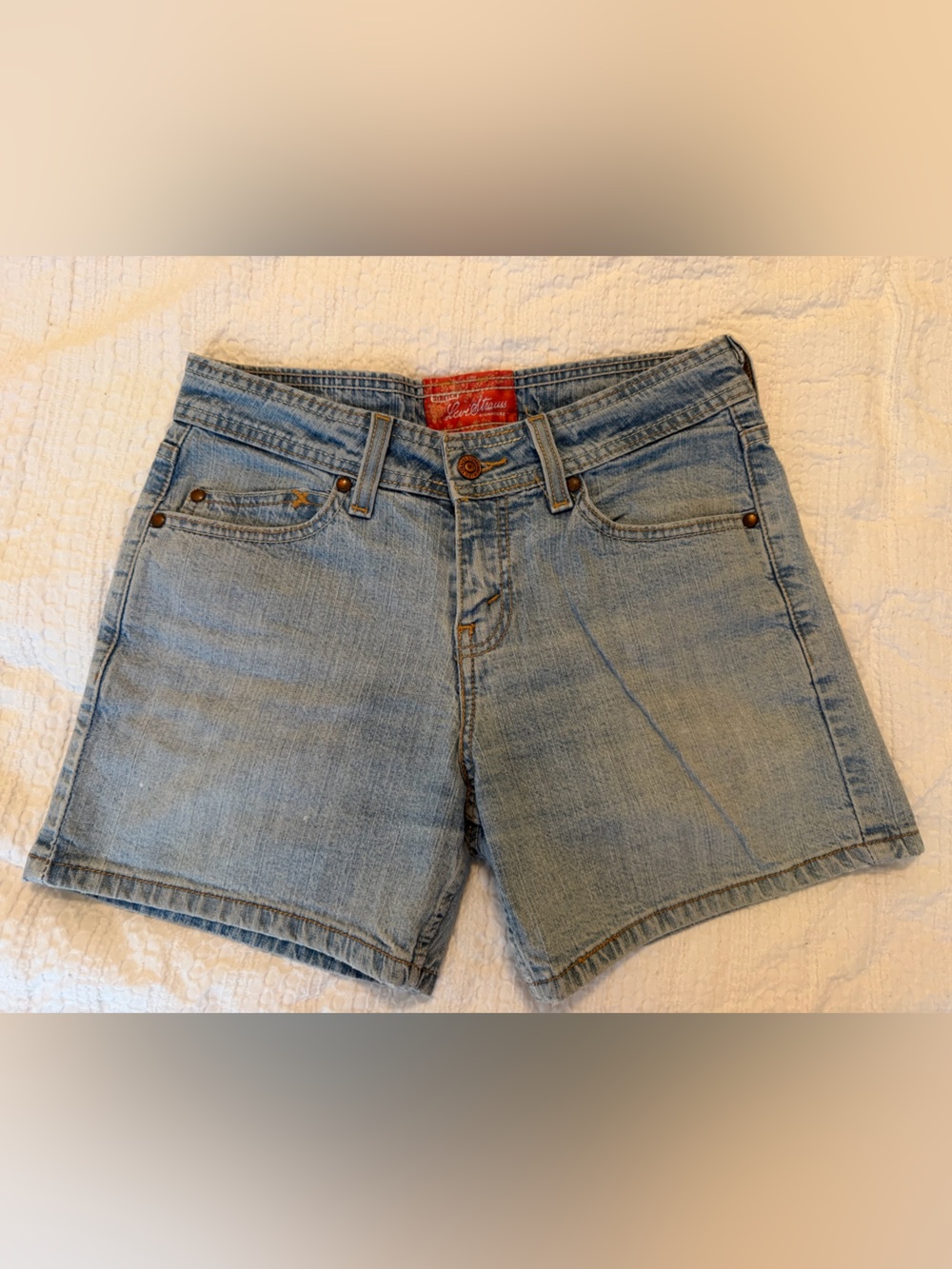Levi Strauss Signature Vintage Light Wash Women's Jean Shorts - Classic Denim